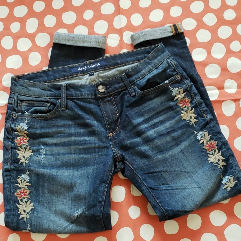 Driftwood Embroidered Jeans Size 28